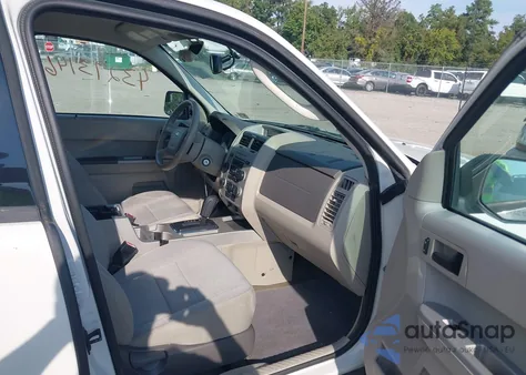 2011 Ford Escape Xlt из США, поврежденный, VIN 1FMCU0D7XBKB82737